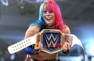 Asuka finally captured gold on the main roster at TLC late last year.